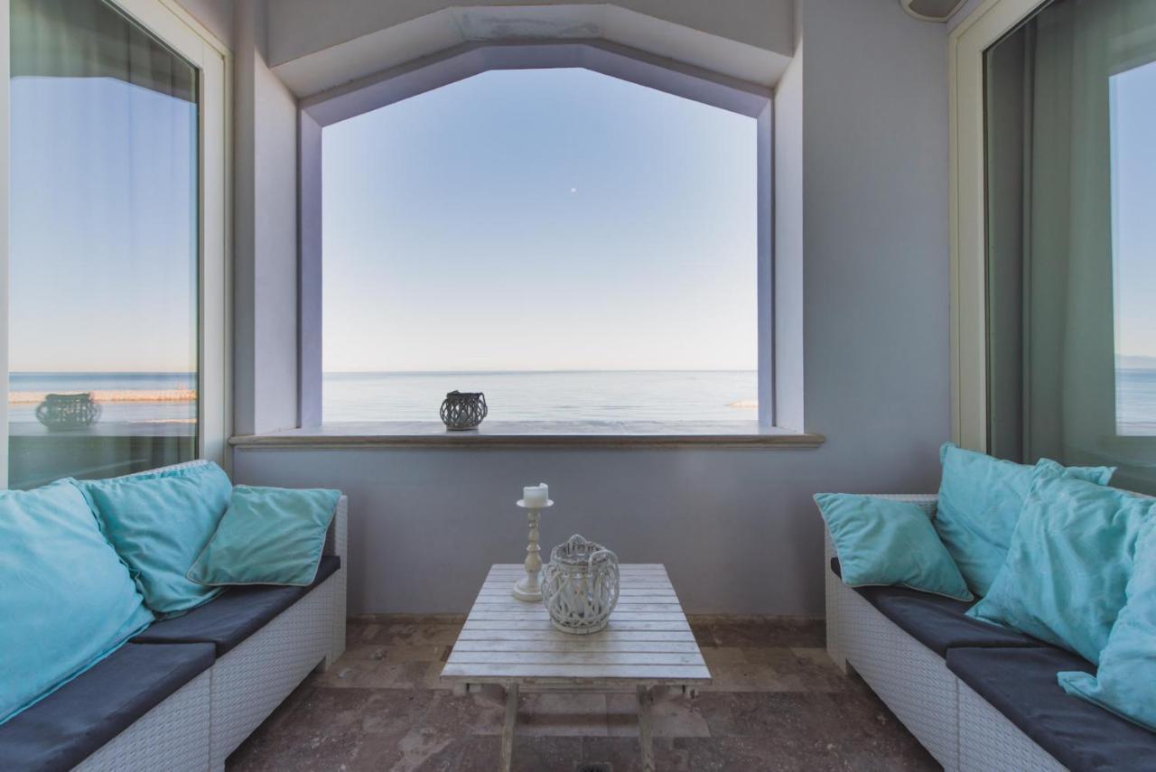 Villa Lilla Sulla Spiaggia Di San Vincenzo Luxury Dış mekan fotoğraf