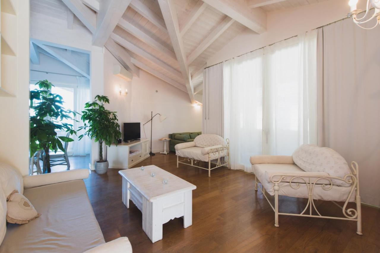 Villa Lilla Sulla Spiaggia Di San Vincenzo Luxury Dış mekan fotoğraf