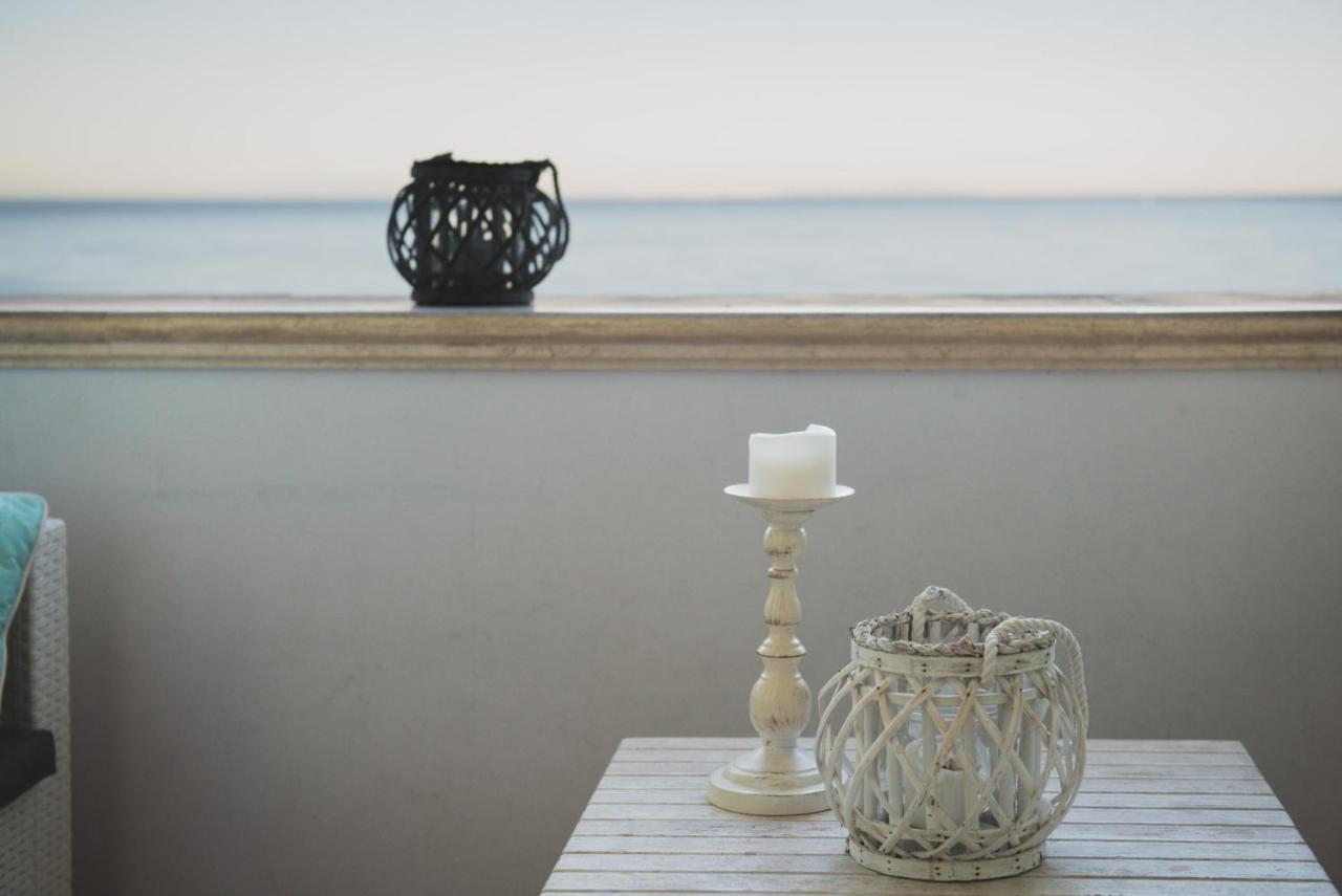 Villa Lilla Sulla Spiaggia Di San Vincenzo Luxury Dış mekan fotoğraf