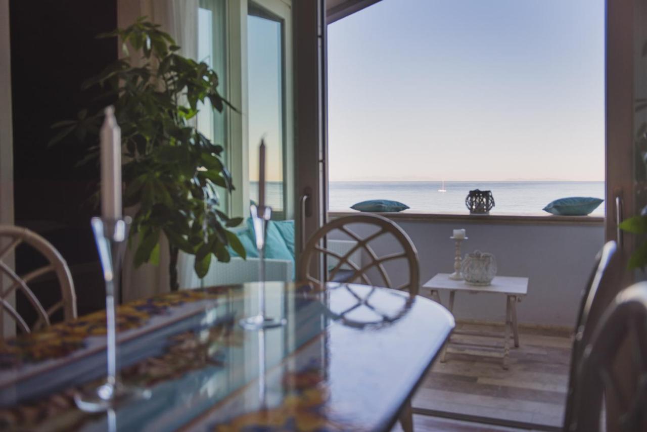 Villa Lilla Sulla Spiaggia Di San Vincenzo Luxury Dış mekan fotoğraf